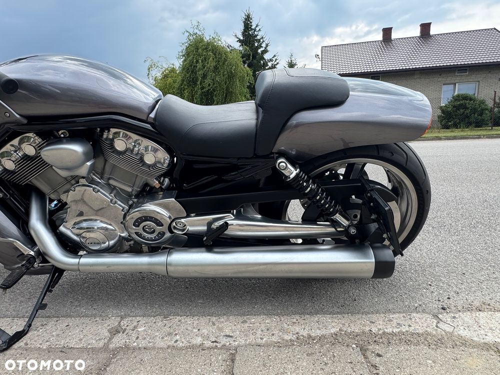 Harley-Davidson V-Rod Muscle - 5