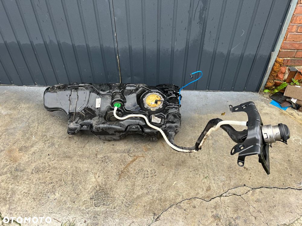 Zbiornik paliwa,Adblu Seat LeonKombi