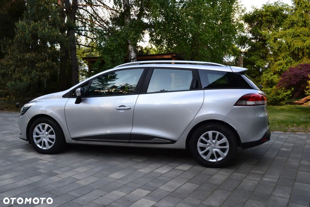 Renault Clio - 8