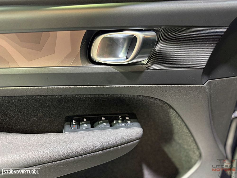 Volvo XC 40 1.5 T4 PHEV Inscription - 18