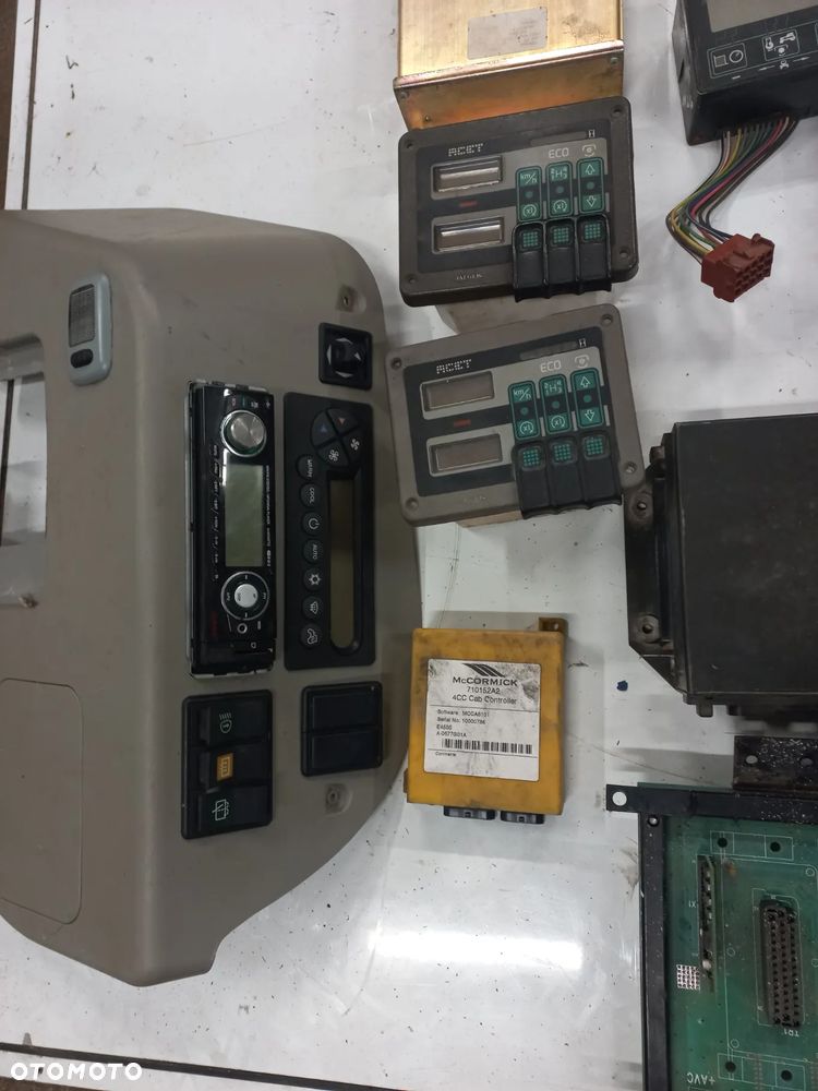 Sterownik,Moduł,Licznik 710147A2,RE231727,86013117,7700022917,3788837M1,3618318M02,AUTO5,NS-107236,NS-107237,NS-107213,1118267.0, 464030010A,11085960,1171850,117231.1, 33373030, EHR,CLAAS,CEBIS,VALTRA,MASSEY,RENAULT,JOHN DEERE,FORD,JEDNOSTKA STERUJĄCA,CS 86, - 5