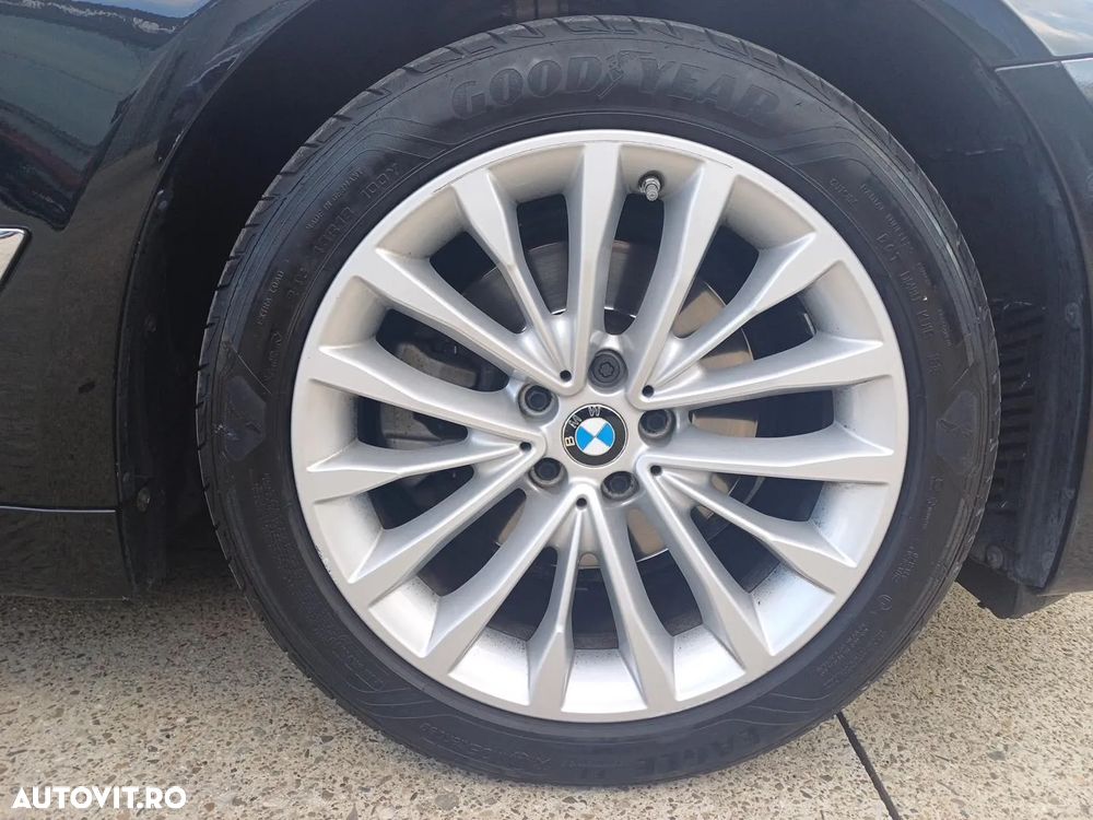BMW Seria 5 520d xDrive Aut. Luxury Line - 26