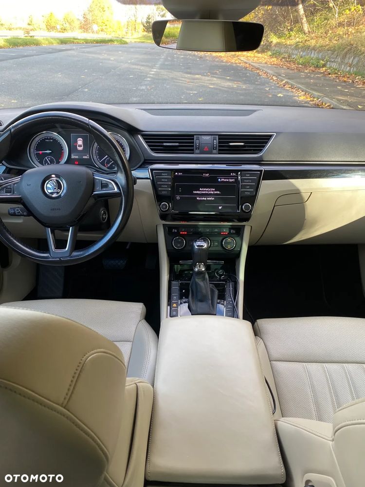 Skoda Superb 2.0 TDI 4x4 L&K DSG - 9