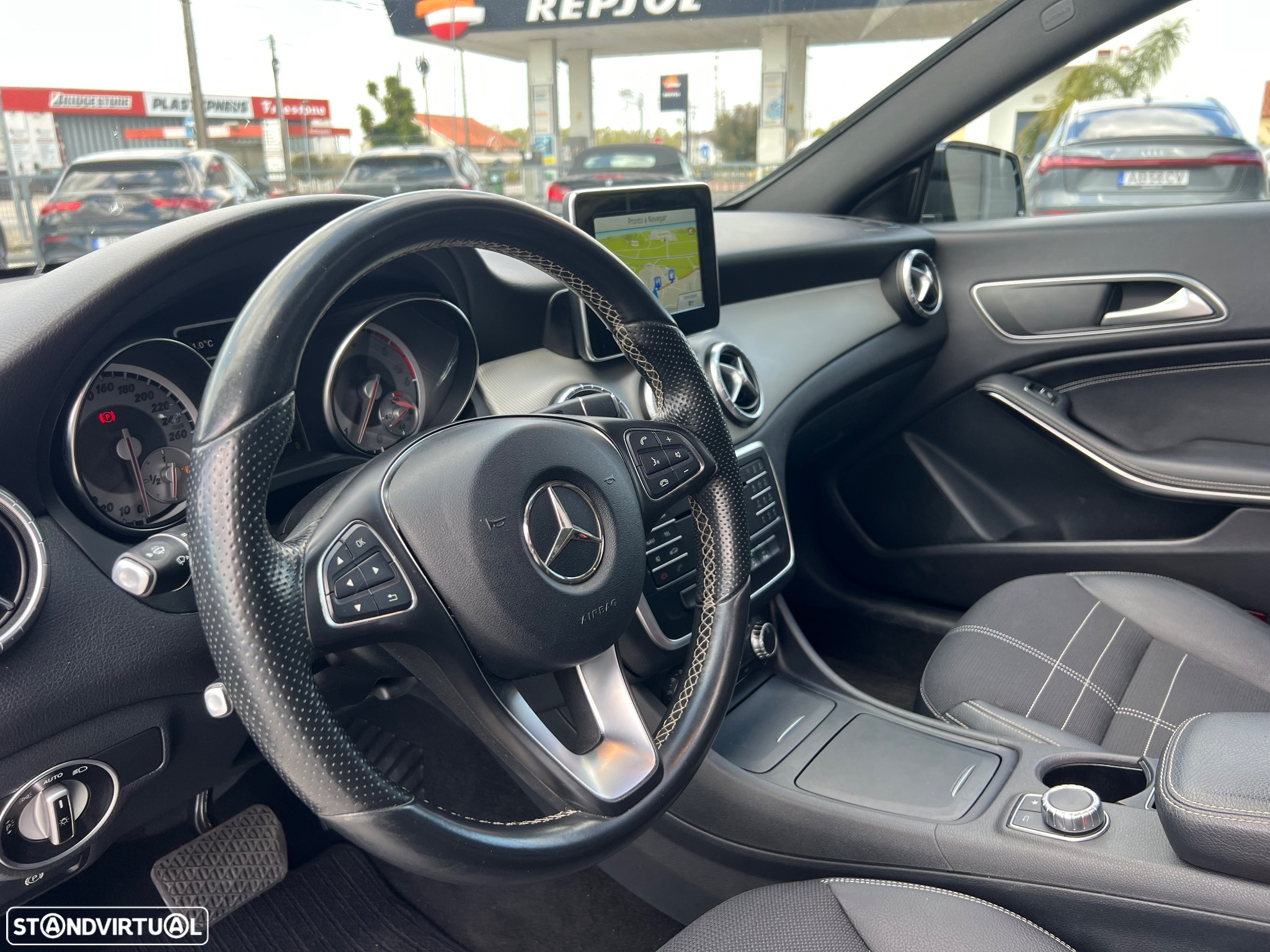 Mercedes-Benz CLA 200 - 10