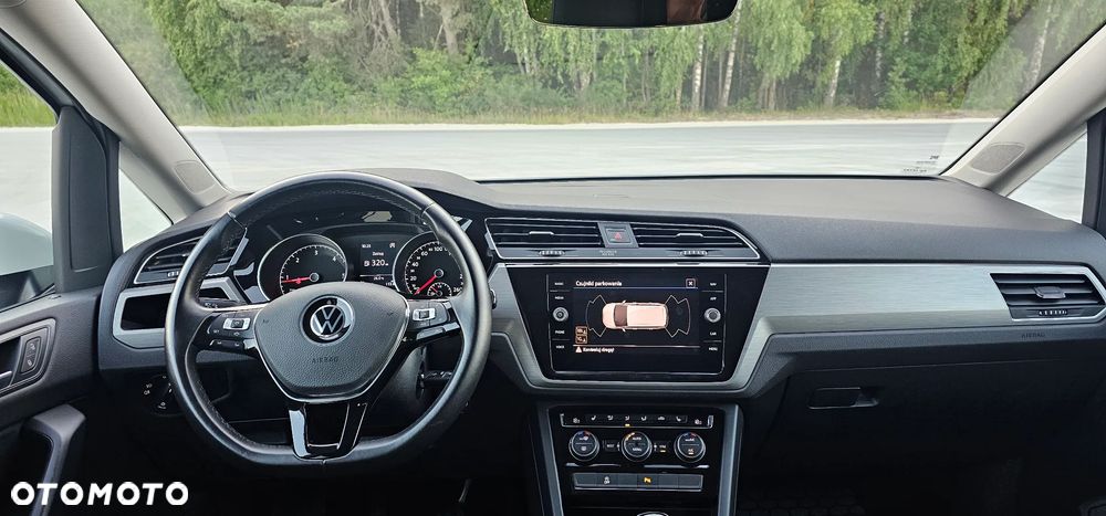 Volkswagen Touran 2.0 TDI BMT SCR Comfortline - 15