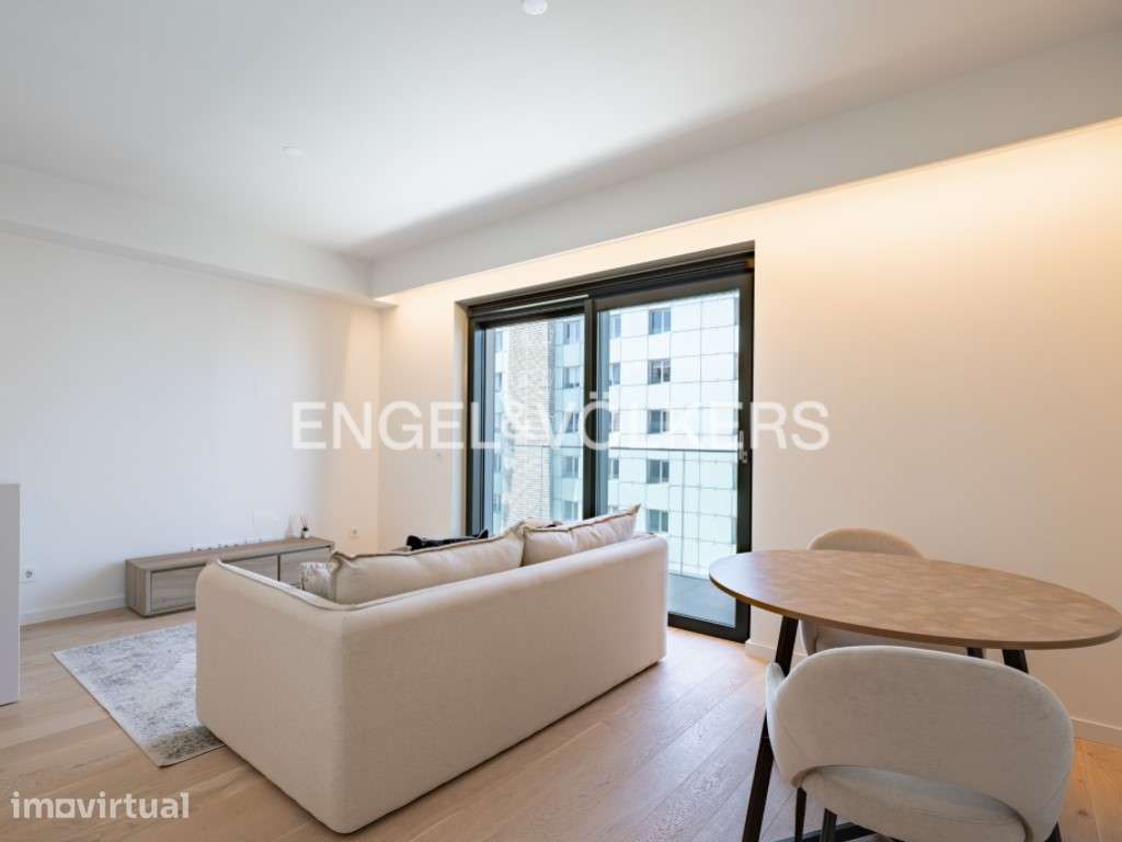 Apartamento T1 com Varanda no DUUO Lisboa, Avenidas Novas - Grande imagem: 2/28