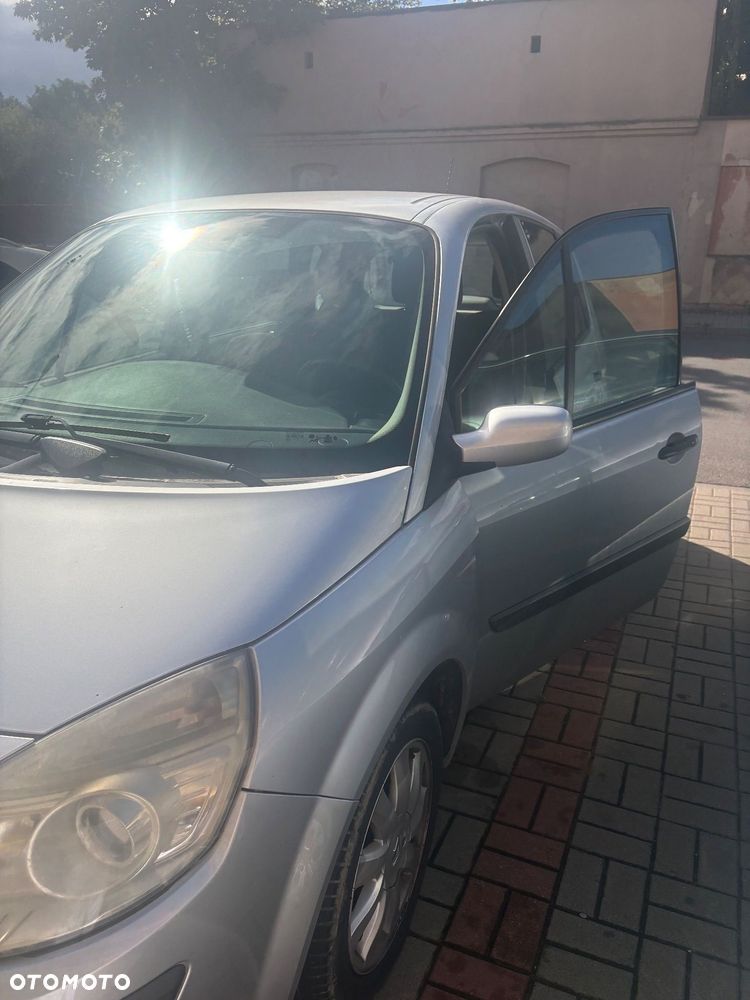 Renault Scenic - 4