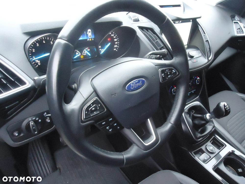 Ford Kuga 1.5 EcoBoost FWD Titanium ASS - 25