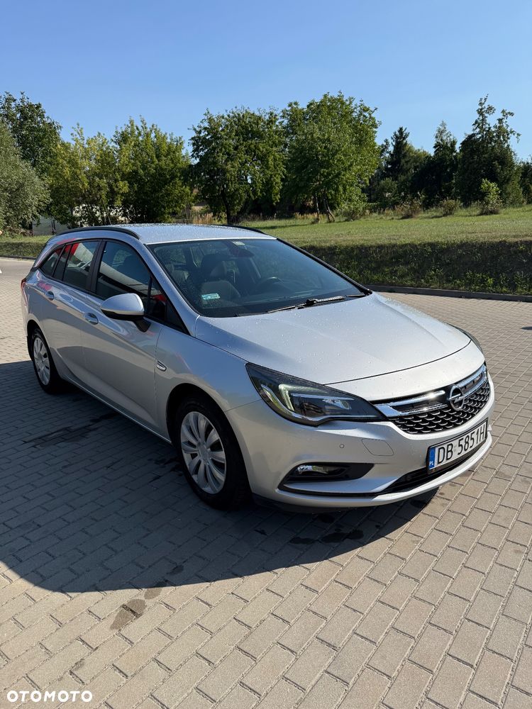 Opel Astra - 1