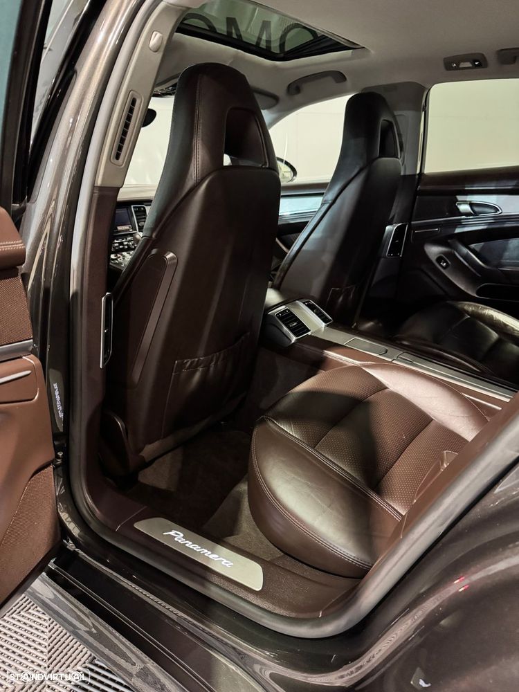 Porsche Panamera - 55