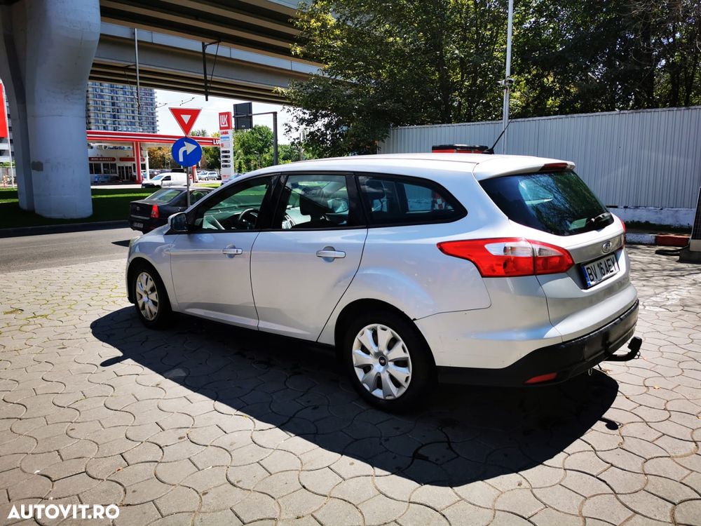 Ford Focus 1.6 TDCi DPF Start-Stopp-System Ambiente - 4