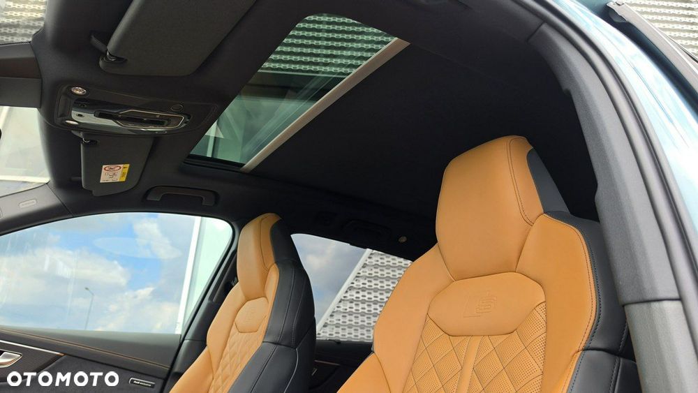 Audi Q7 - 11