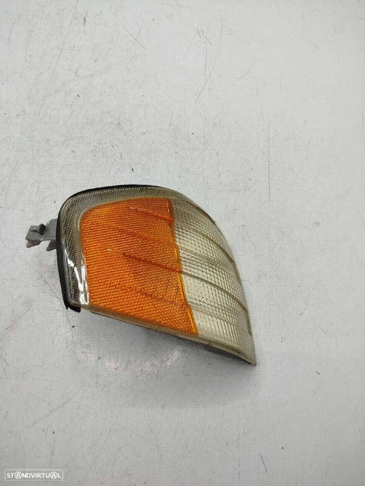 Farolim De Pisca Frente Dto Mercedes-Benz C-Class (W202) - 1