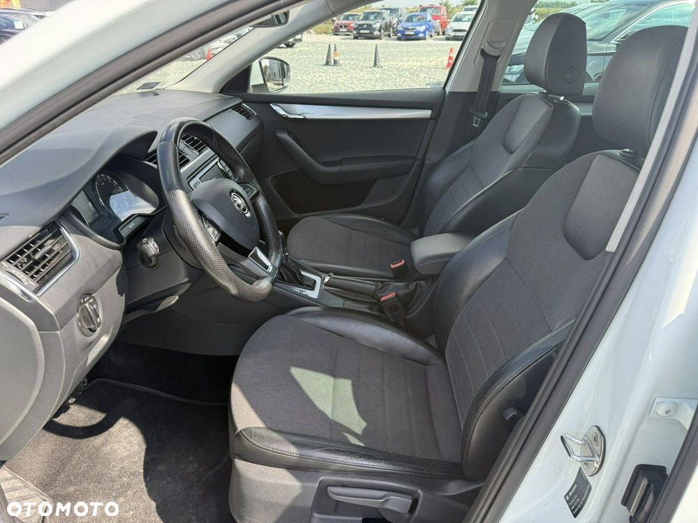 Skoda Octavia Combi 2.0 TDI DSG Style - 14