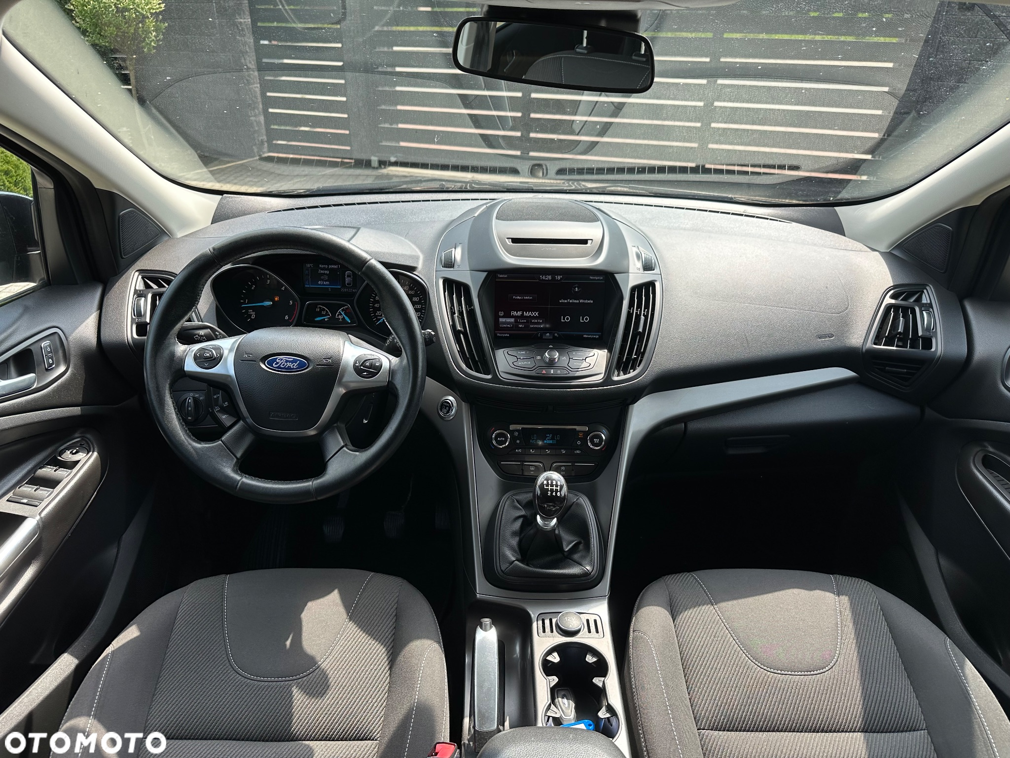 Ford Kuga 2.0 TDCi 2x4 SYNC - 25