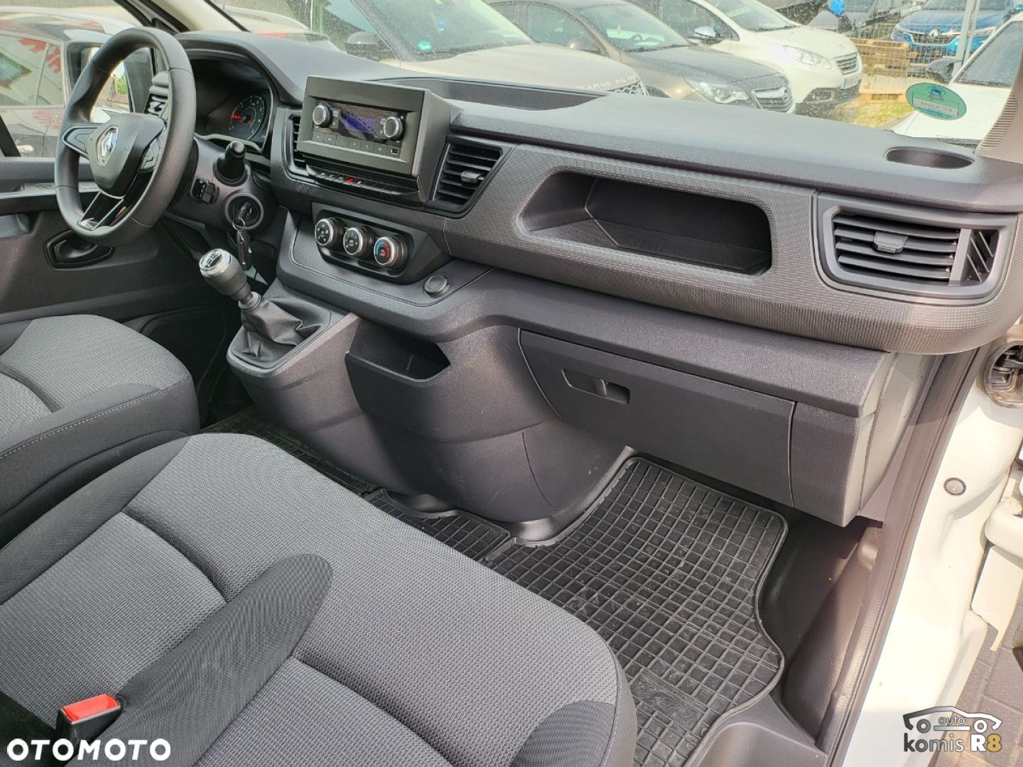 Renault Trafic - 10