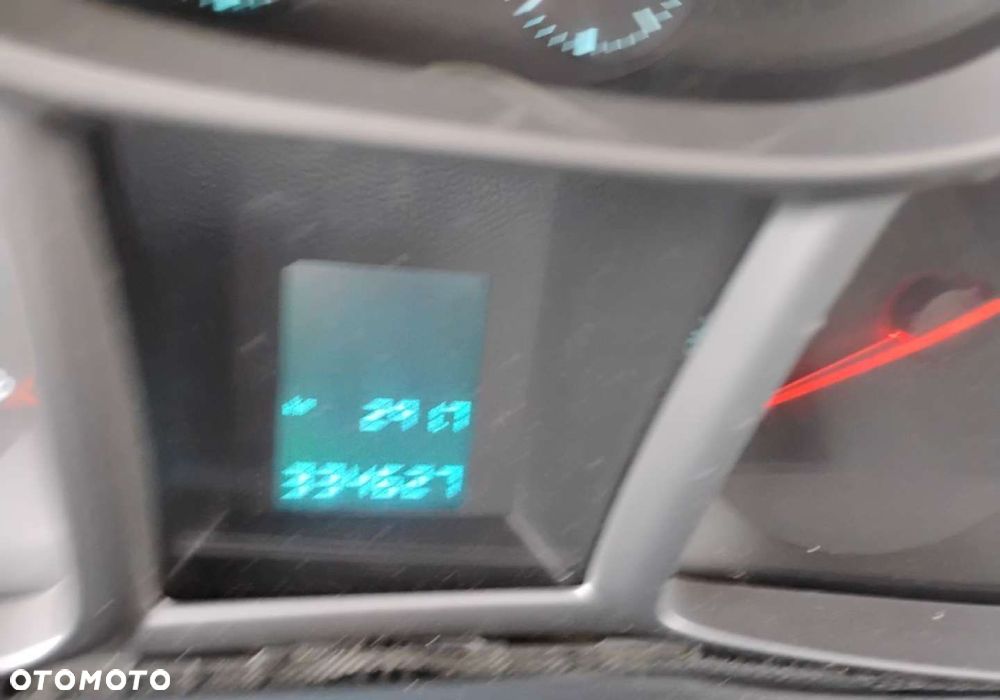 Chevrolet Orlando - 14