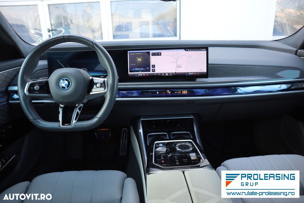 BMW i7 M70 xDrive - 12