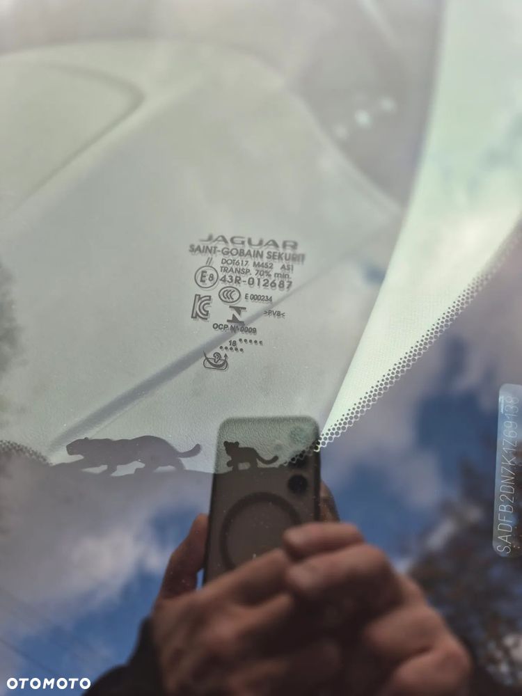 Jaguar E-Pace 2.0 i4D FWD S - 31