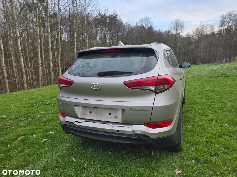 Hyundai Tucson 1.6 GDi 2WD Trend - 12