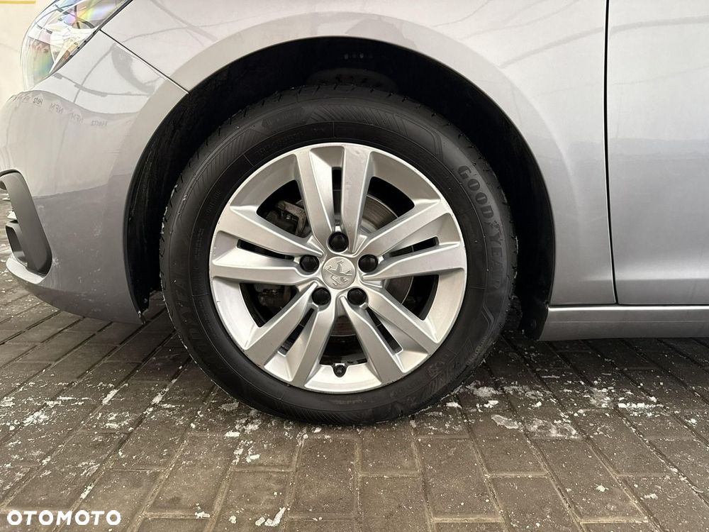 Peugeot 308 - 21