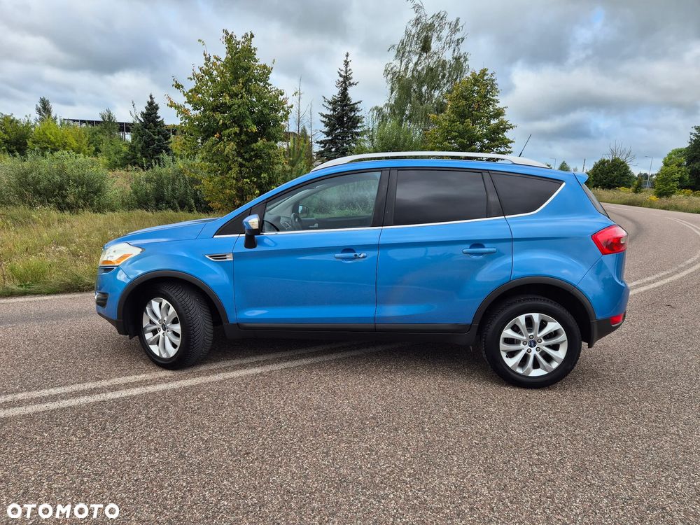 Ford Kuga 2.0 TDCi 2x4 Titanium - 12