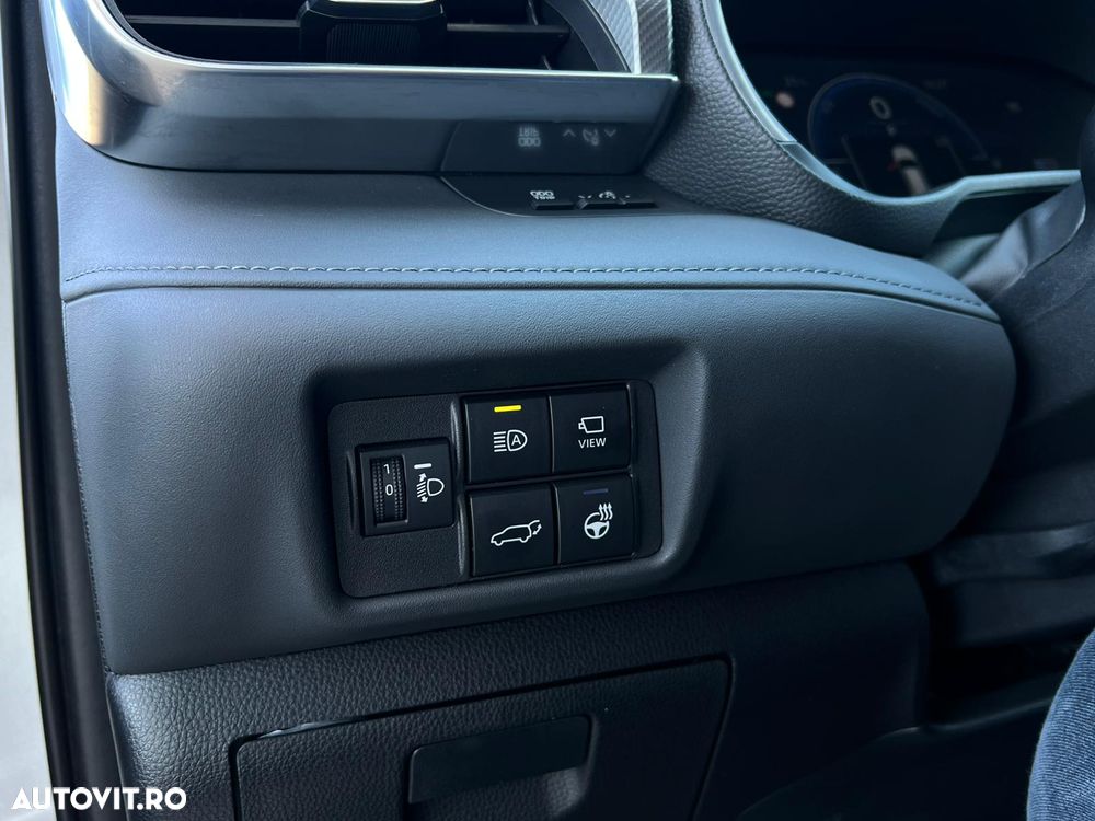 Toyota Highlander 2.5 L Dynamic Force 248CP Luxury Metallic - 30