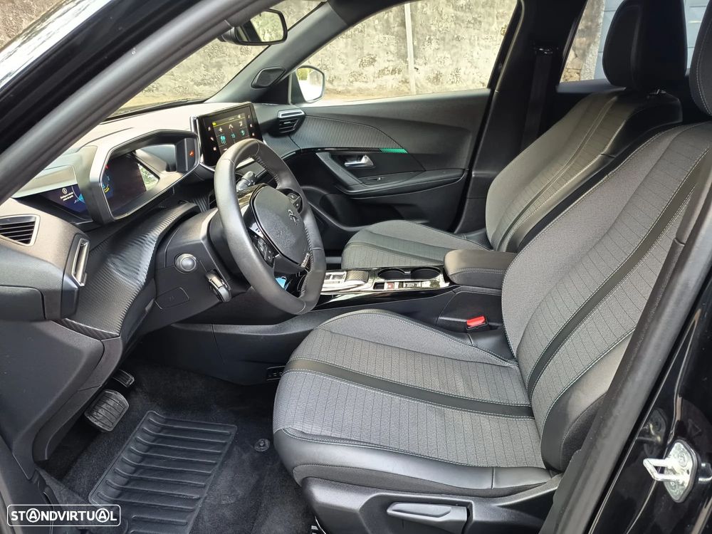 Peugeot e-2008 Allure Pack - 10