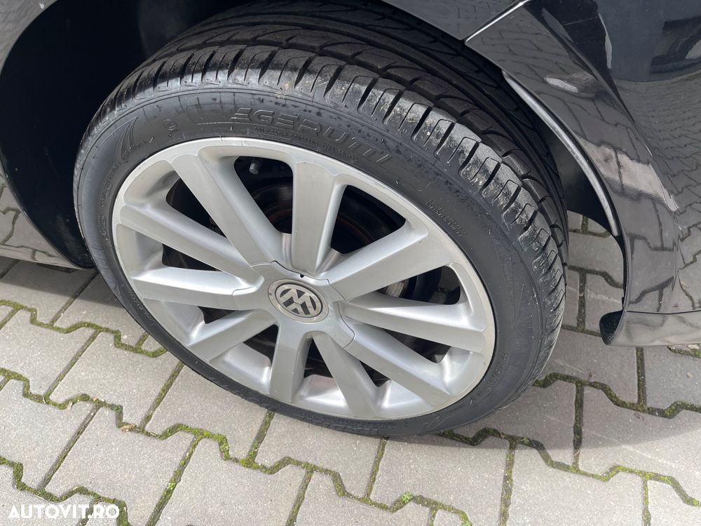 Volkswagen Touran 2.0 TDI DPF DSG R-Line Edition - 12