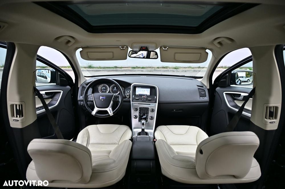 Volvo XC 60 D5 AWD Aut. Summum - 3