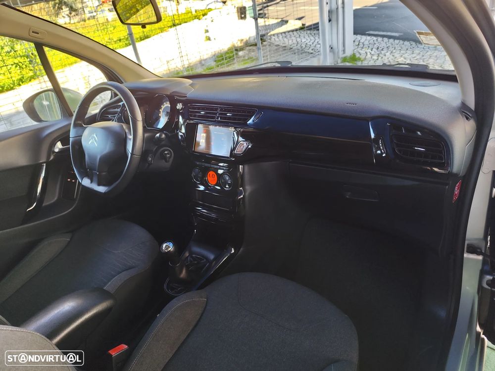 Citroën C3 1.2 PureTech Collection - 33