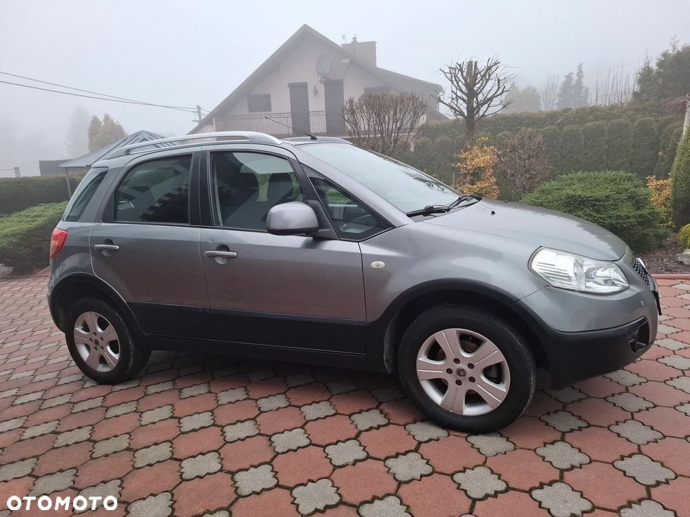 Fiat Sedici 1.6 16V 4x4 Luxury - 5