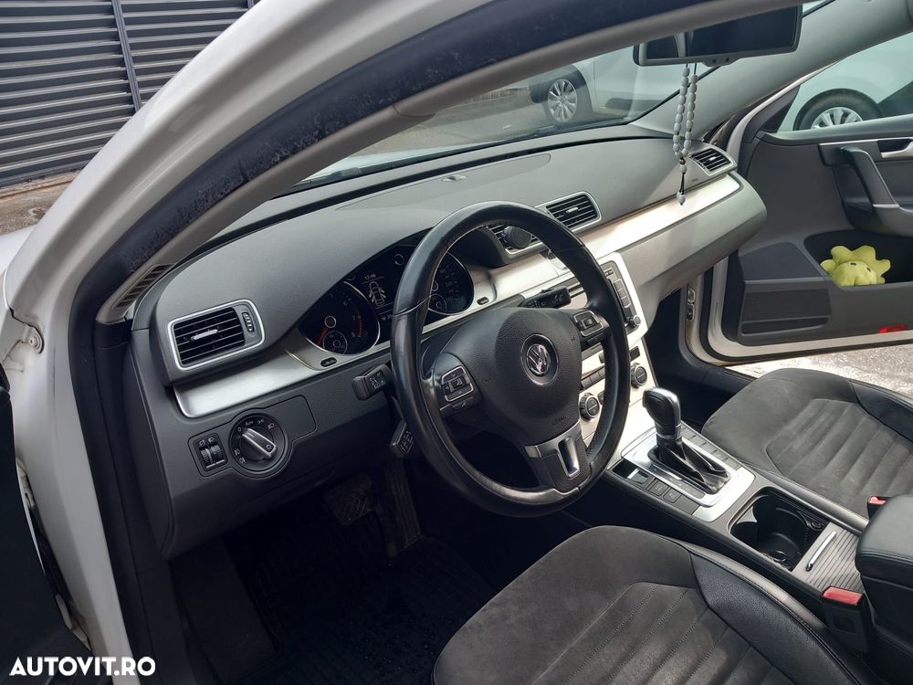 Volkswagen Passat - 22