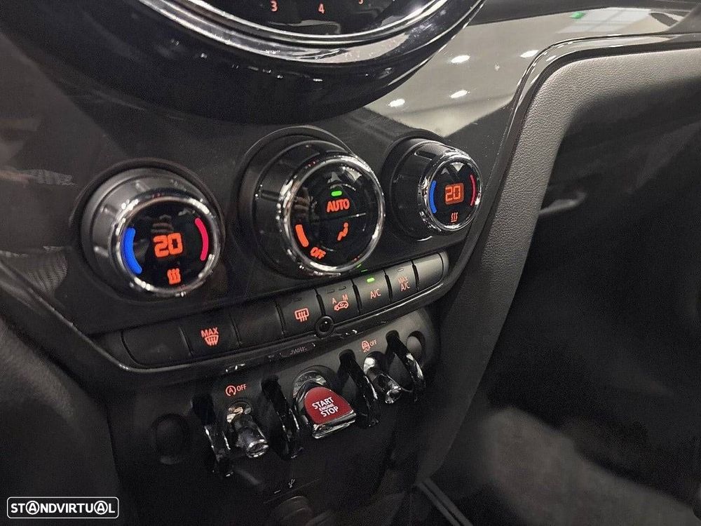 MINI Countryman Cooper D Auto - 18