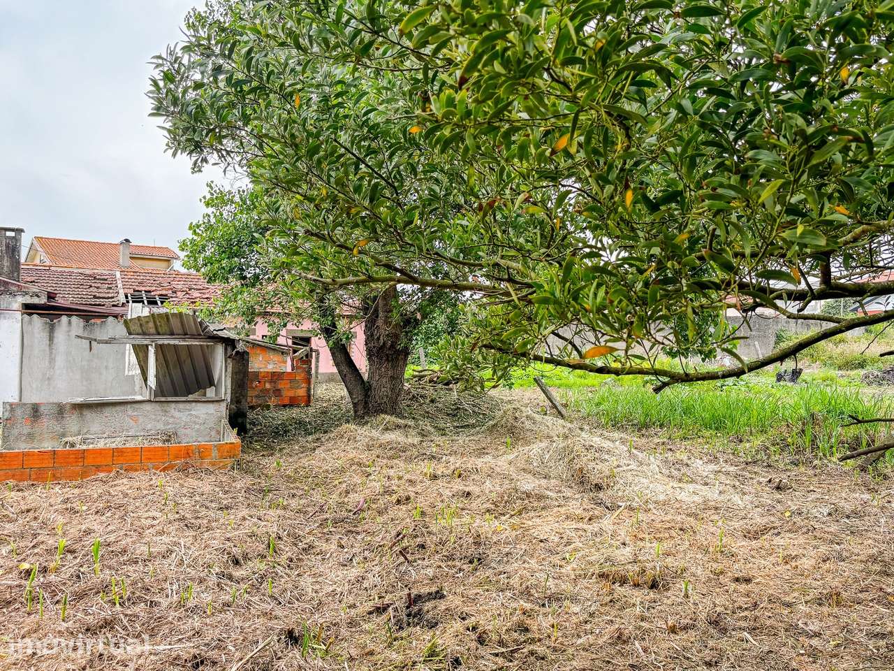 Moradia T2+2 Geminadas Devolutas para remodelar em Silvalde, Espinho - Grande imagem: 4/28
