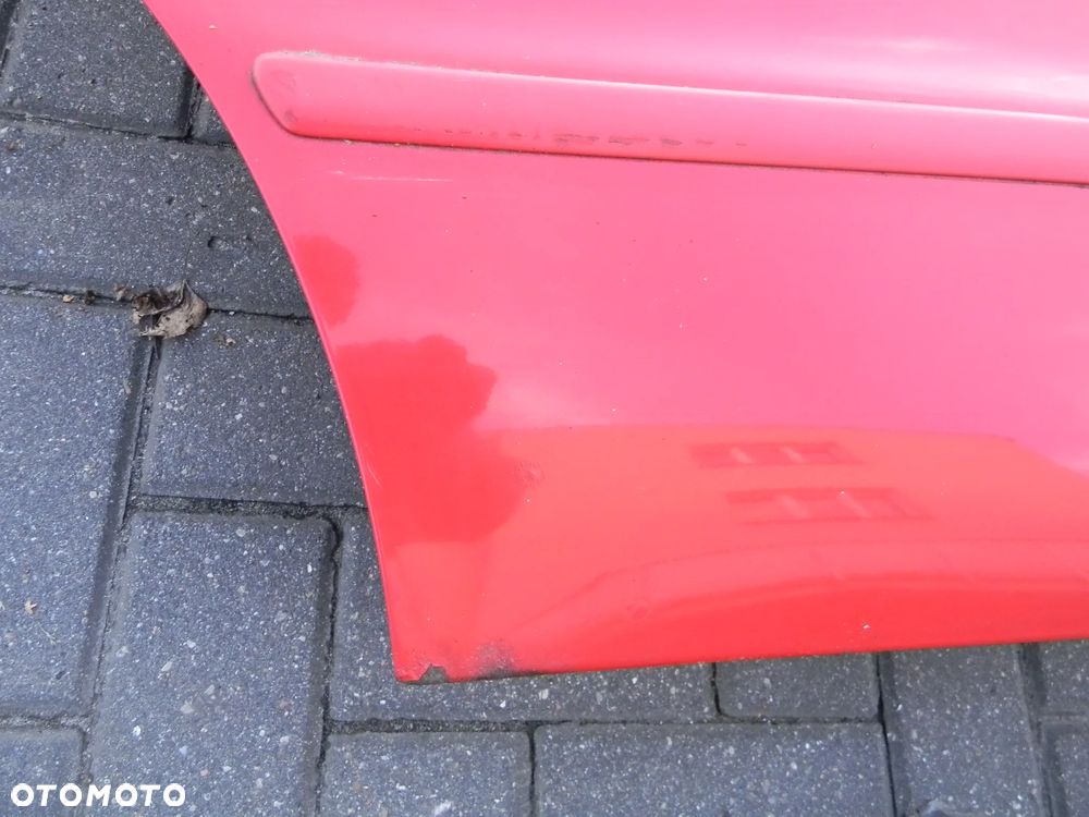 drzwi prawe tył AUDI A4 B5 94-98 CZERWONE LY3H - 2