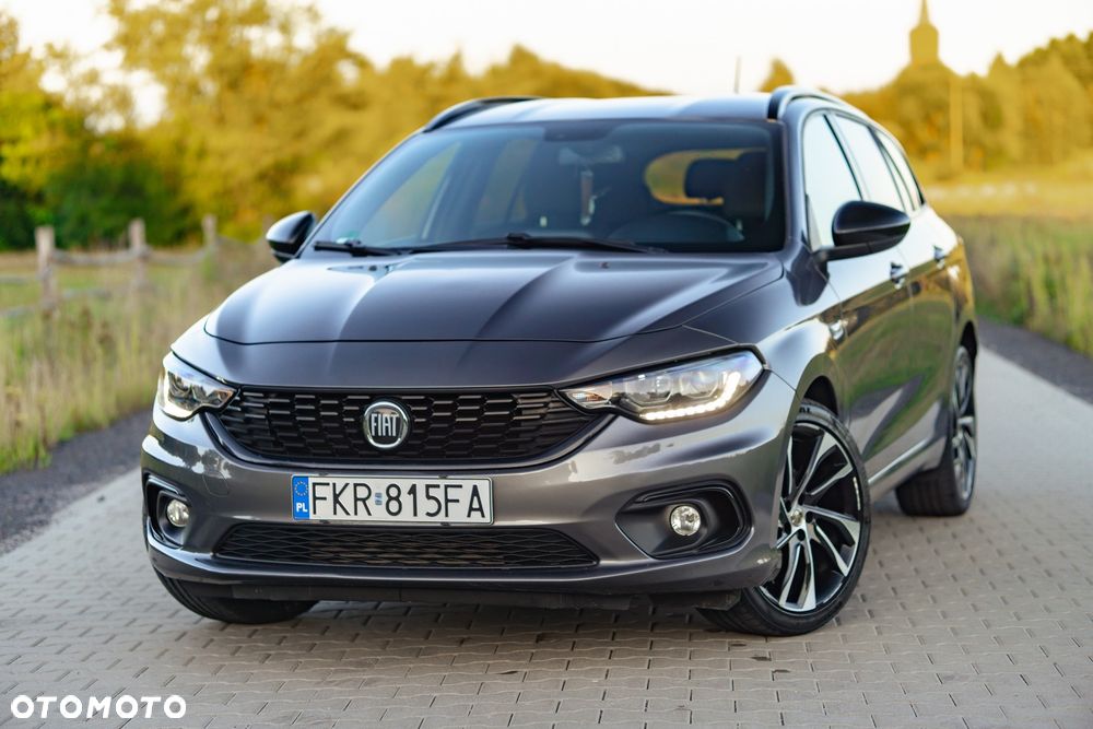 Fiat Tipo 1.4 T-Jet 16v S-Design - 4