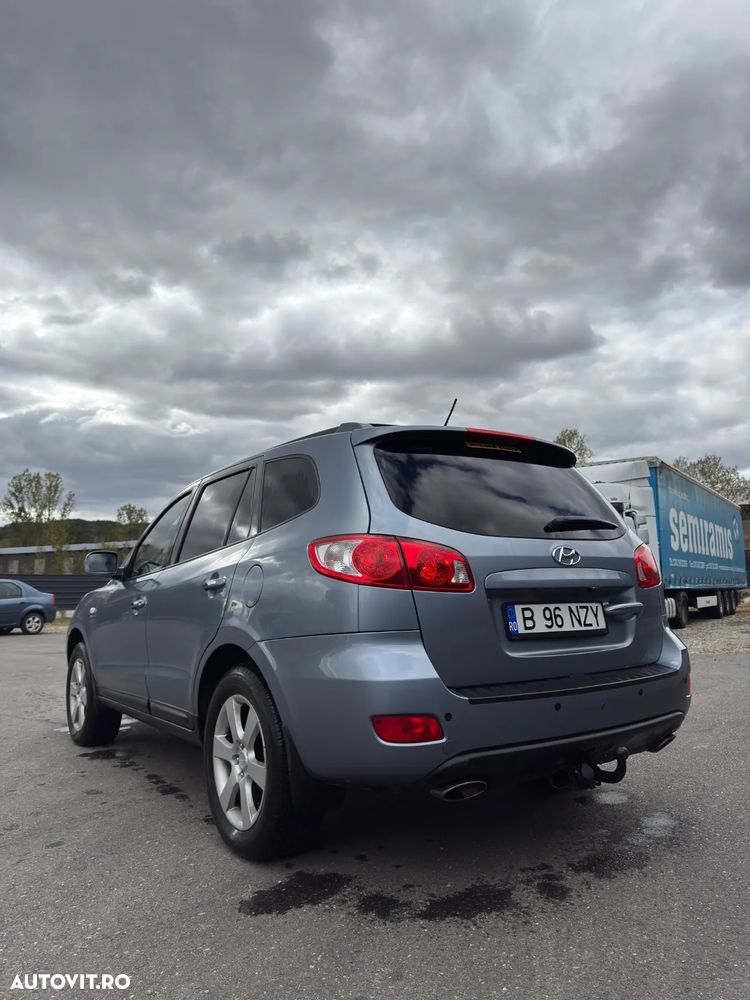 Hyundai Santa Fe 2.2 DSL VGT 7 SEATS 4WD AT FULL - 3