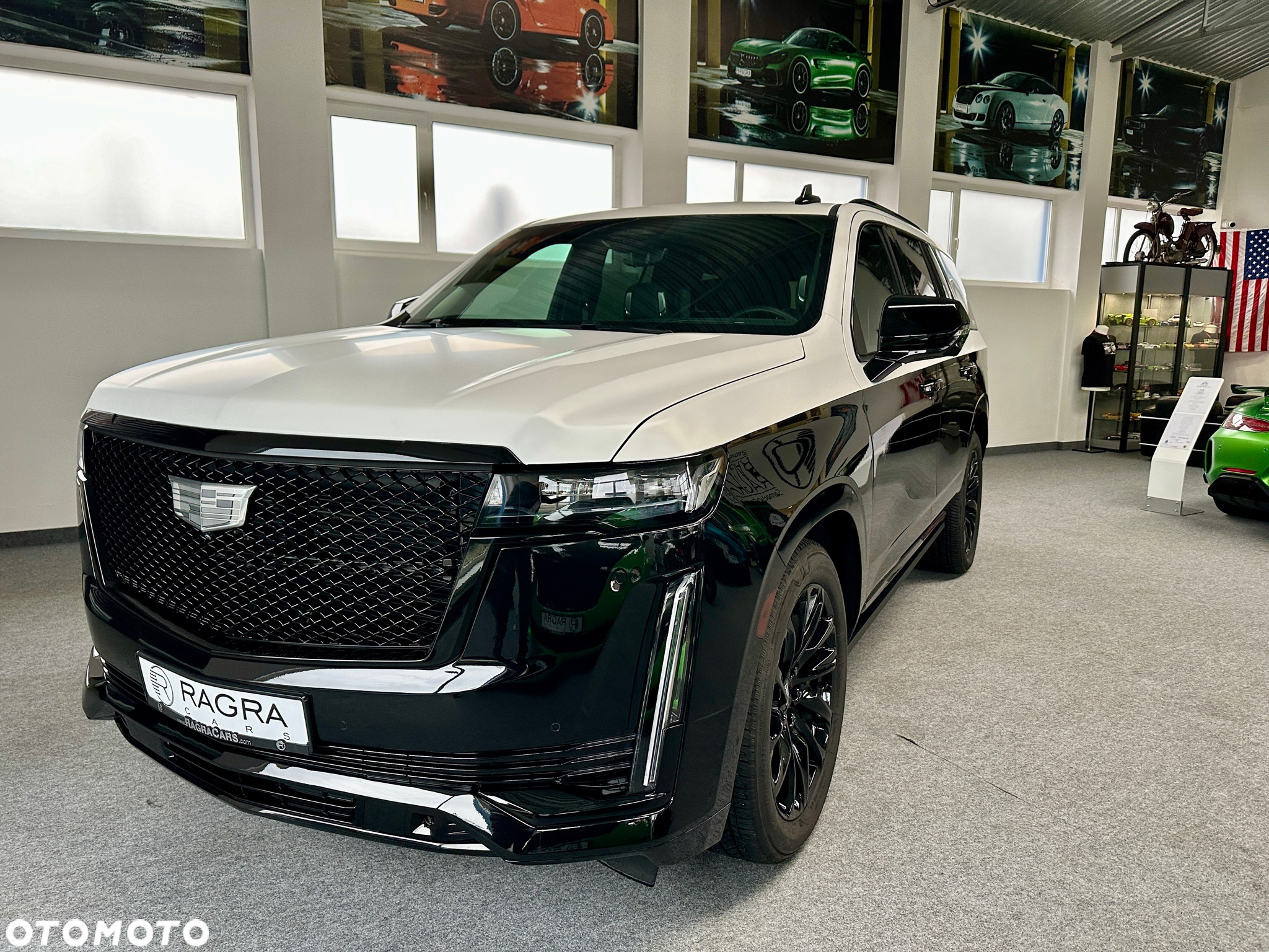 Cadillac Escalade 6.2 V8 AWD AT Platinum - 4