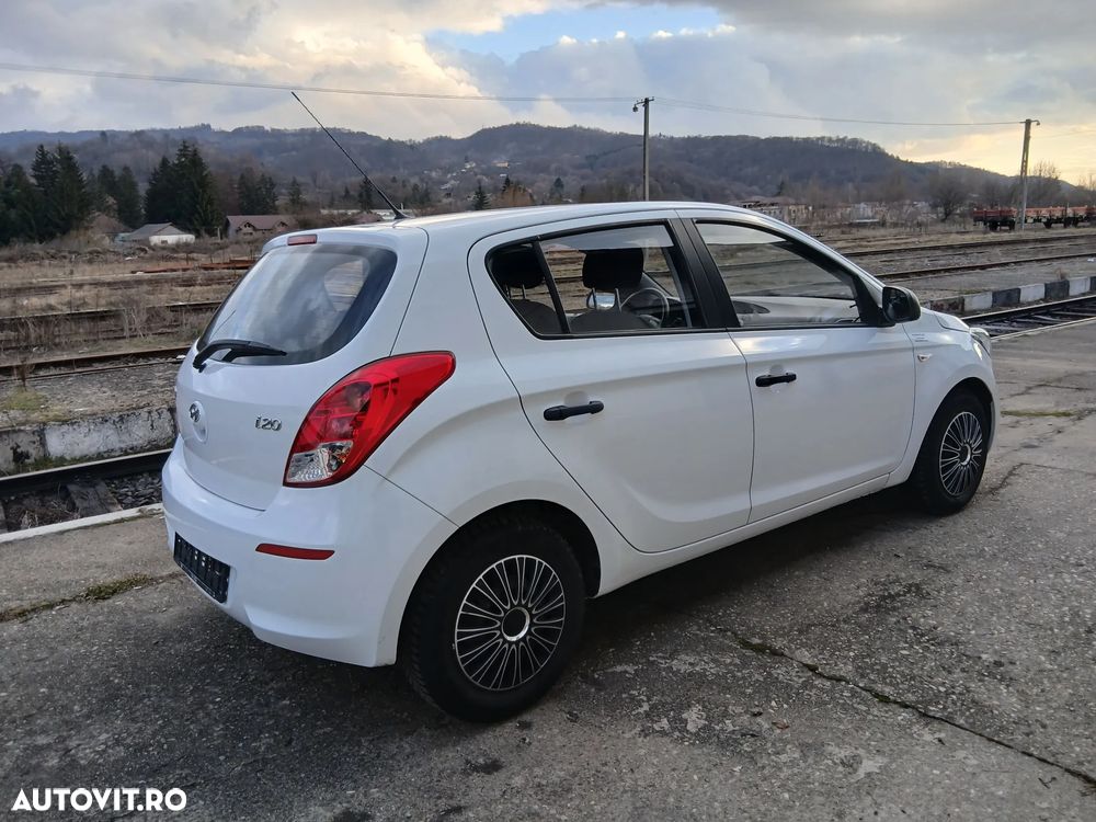 Hyundai i20 - 3