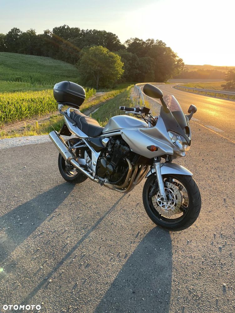Suzuki GSX - 3