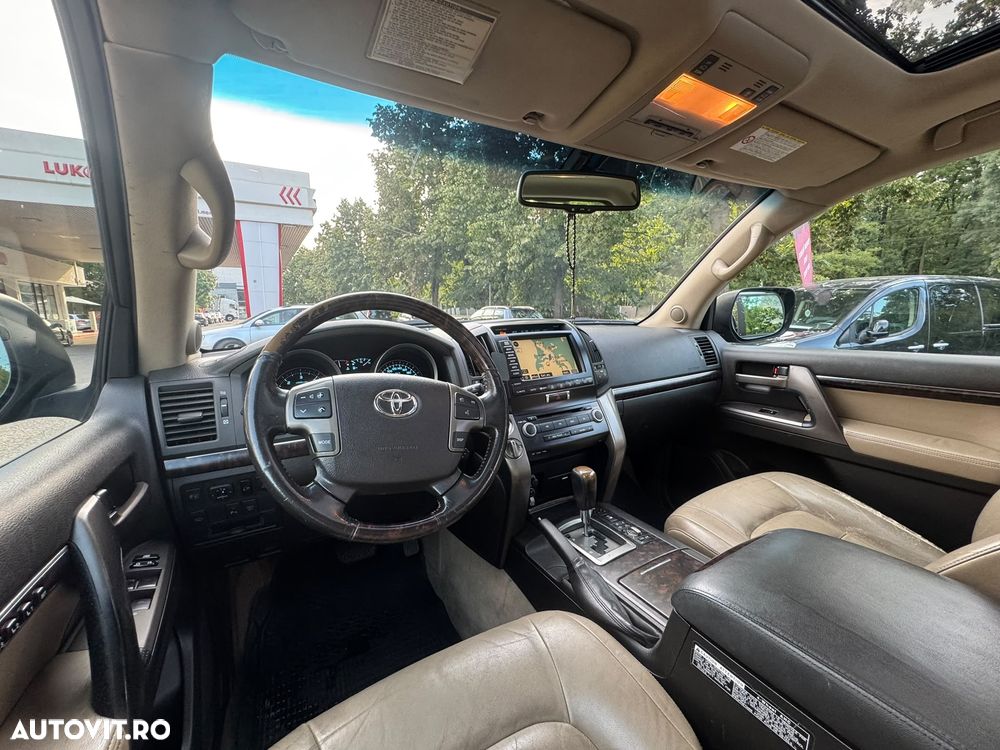 Toyota Land Cruiser V8 4.5 Aut Executive - 25