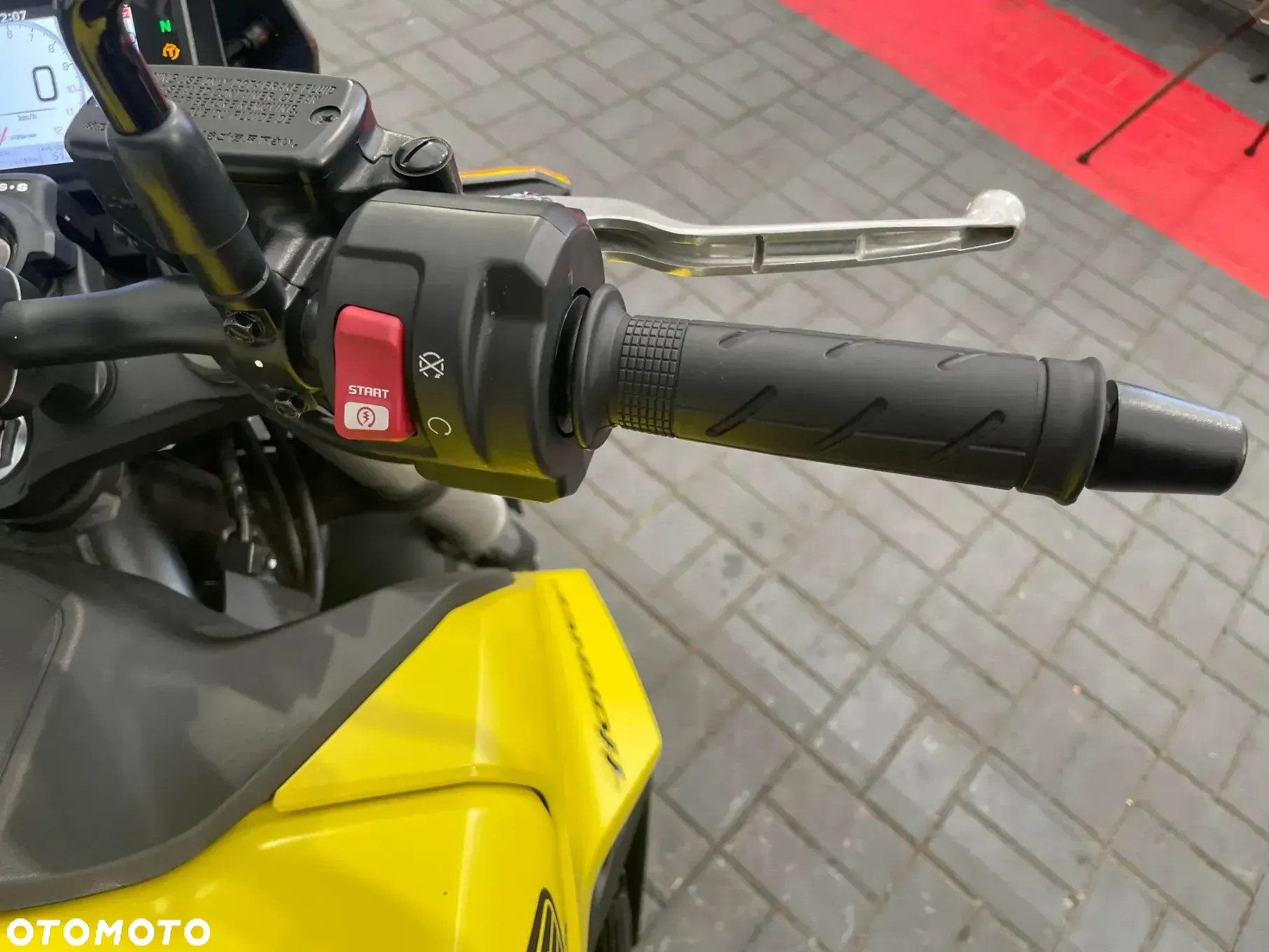 Honda Hornet - 10