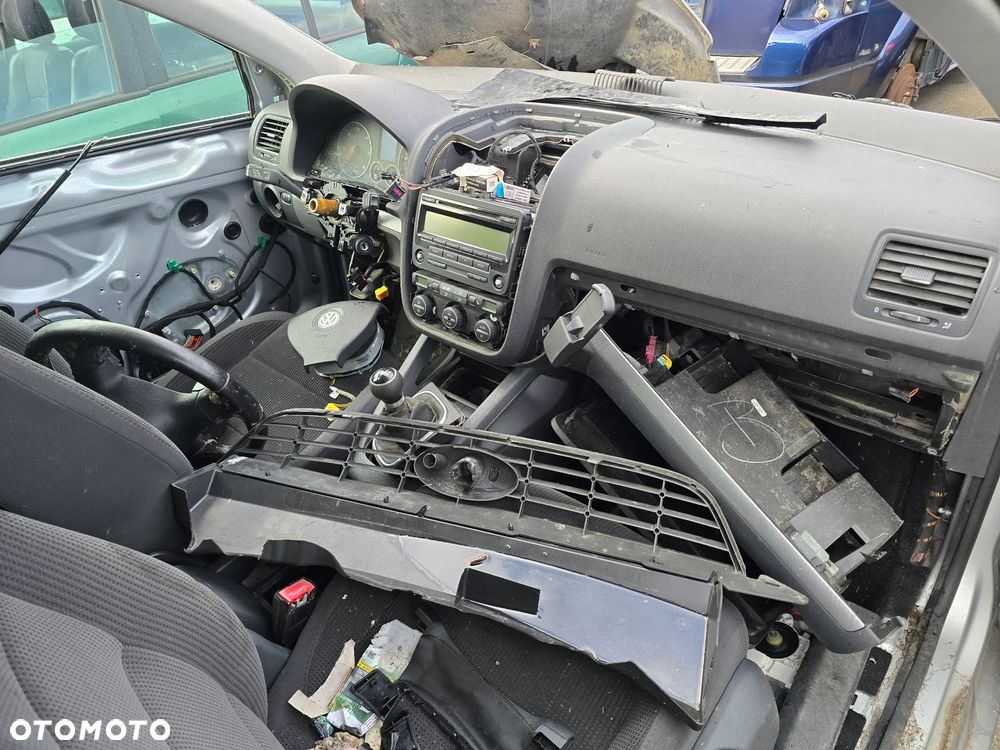 A159 / VW GOLF 5 / NA CZĘŚCI - 7