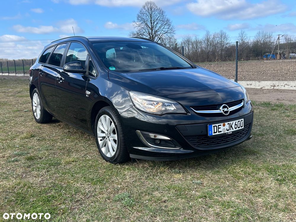 Opel Astra 1.4 Turbo 150 Jahre - 8