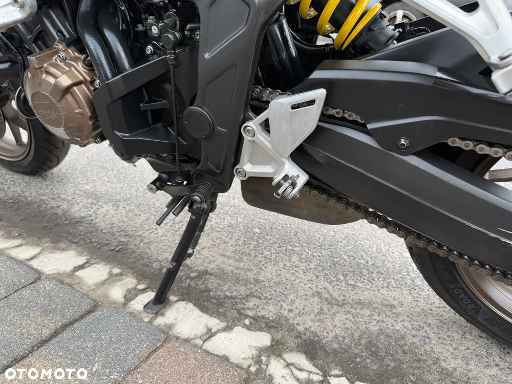 Honda CB - 15