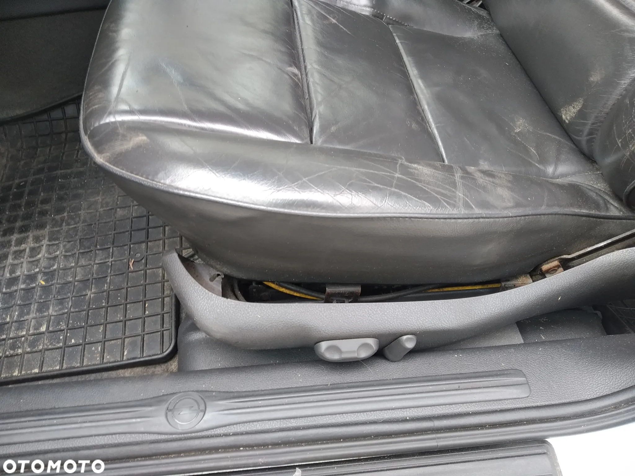 OPEL OMEGA B LIFT 2.2 DTI Y22DTH 99 - 03 - KIEROWNICA MULTIFUNKCJA - 36