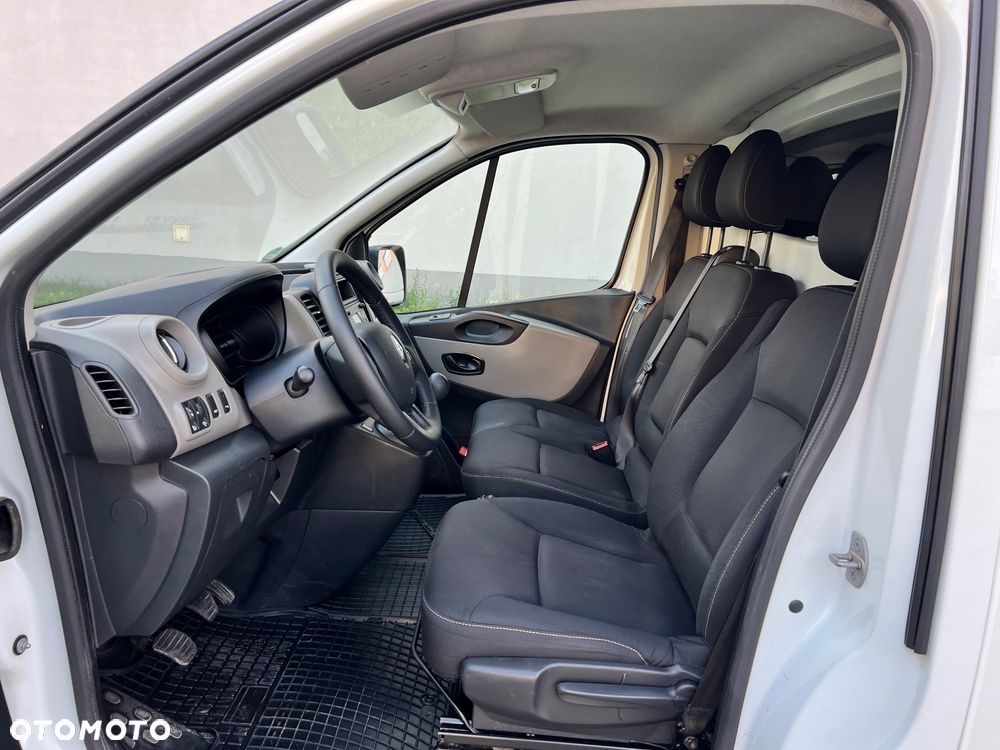 Renault Trafic - 18