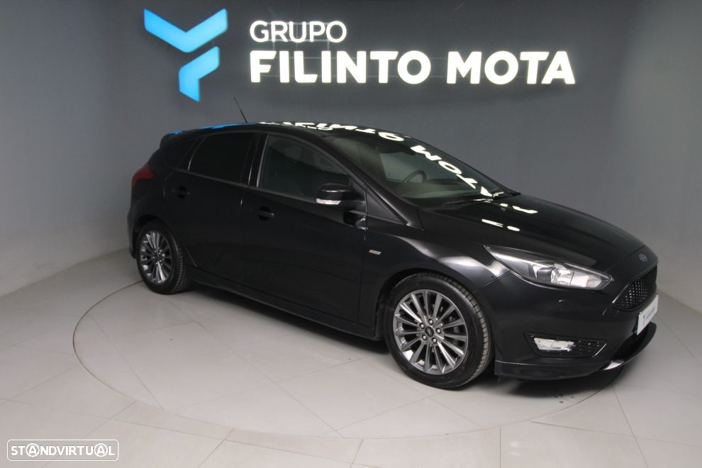 Ford Focus 1.0 SCTi ST-Line - 8