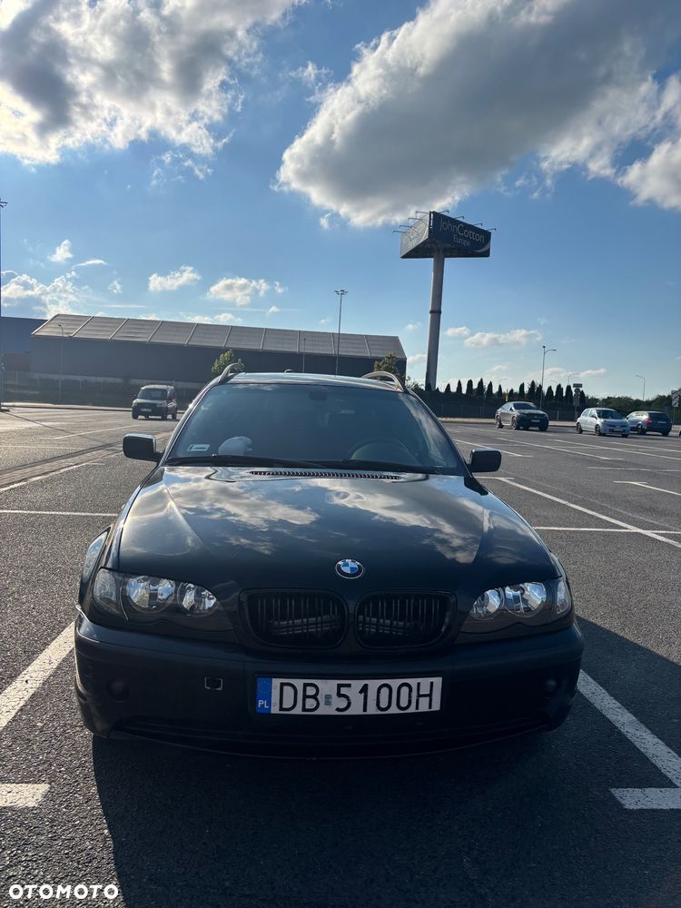 BMW Seria 3 318i - 4